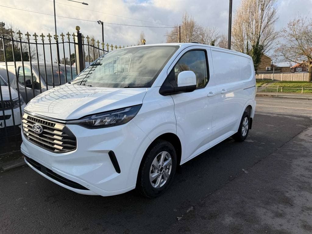 Ford Transit Custom - image 1 of 20