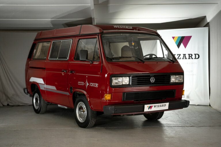 Volkswagen T25 Westfalia Club - image 1 of 30