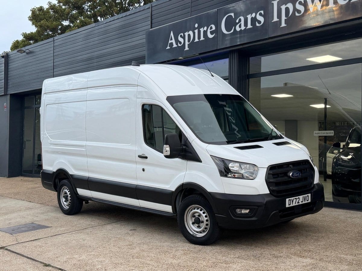Ford Transit - image 1 of 18