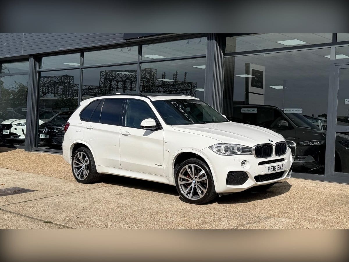 BMW X5 - image 1 of 24