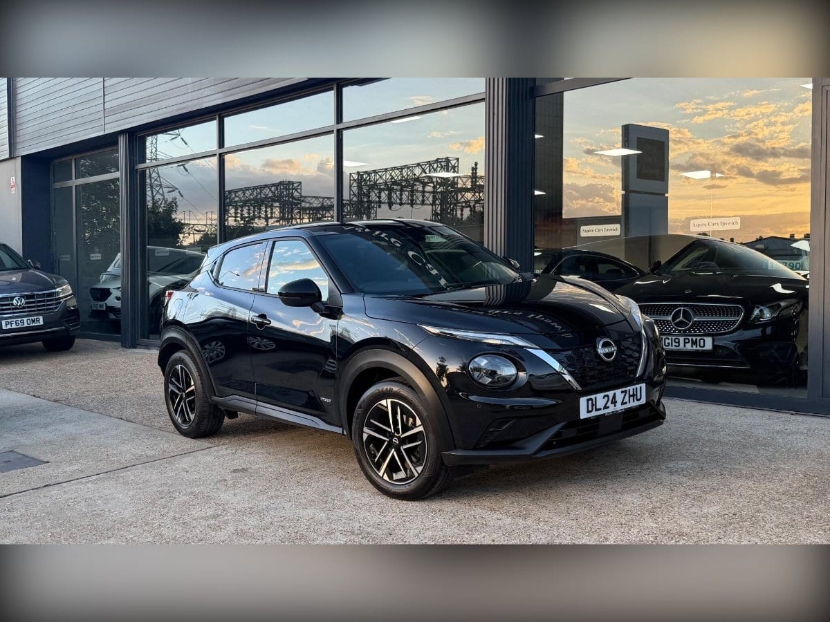 Nissan Juke - image 1 of 34