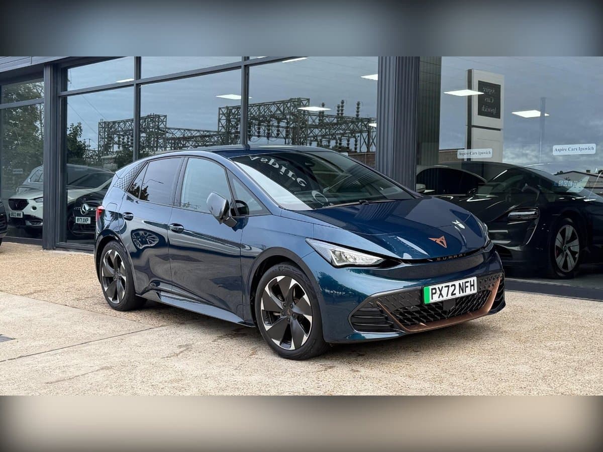 Cupra Born - image 1 of 37