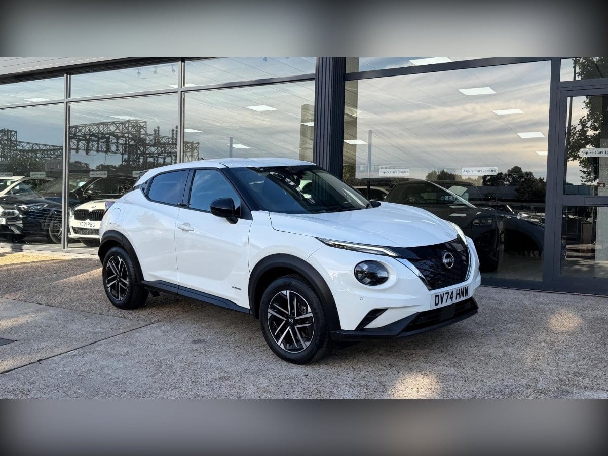 Nissan Juke - image 1 of 29