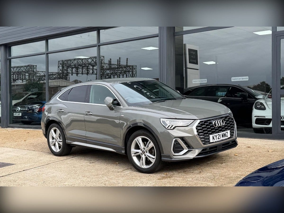 Audi Q3 - image 1 of 28