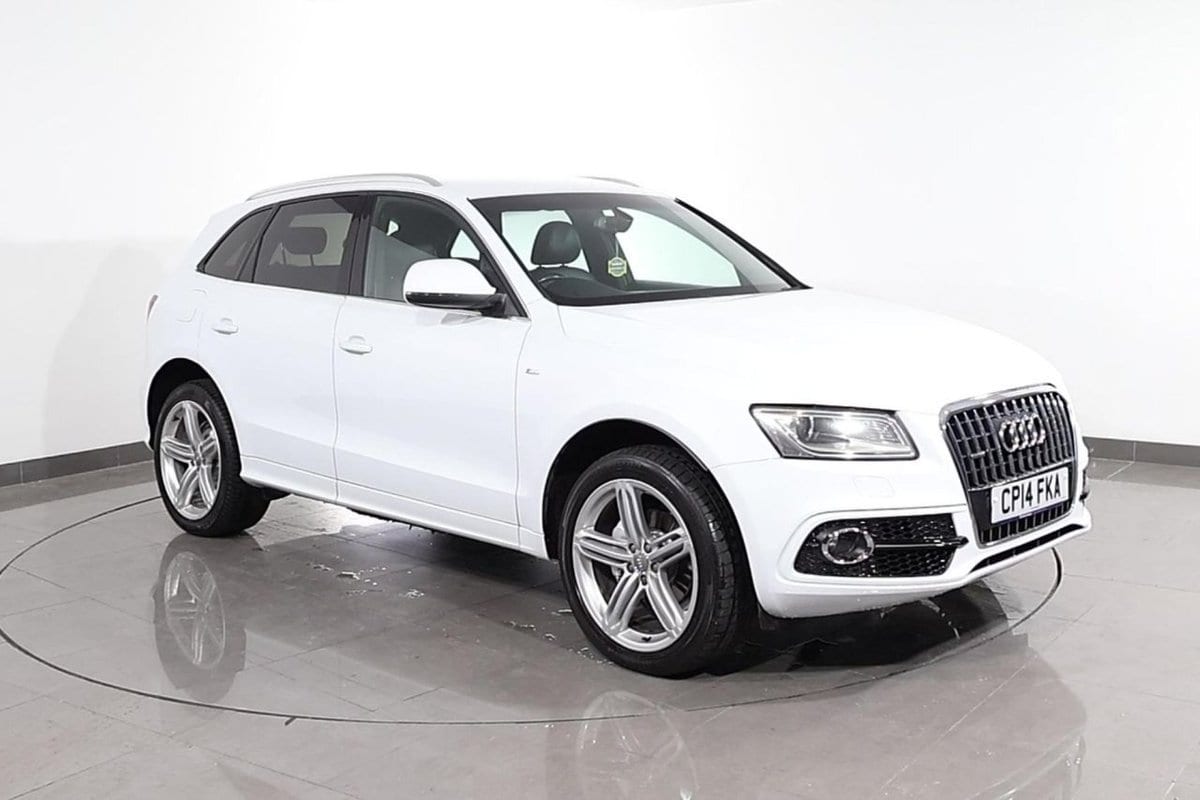 Audi Q5 - image 1 of 30