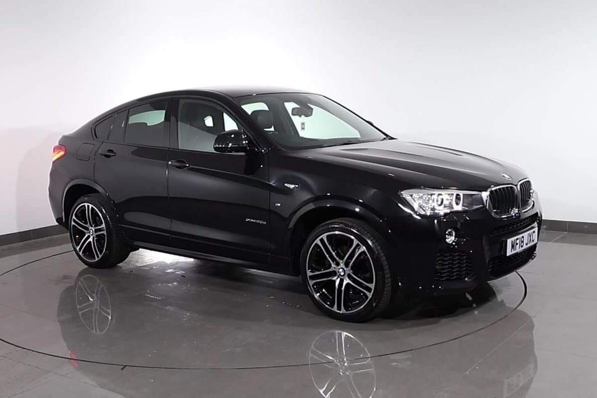 BMW X4 - image 1 of 30