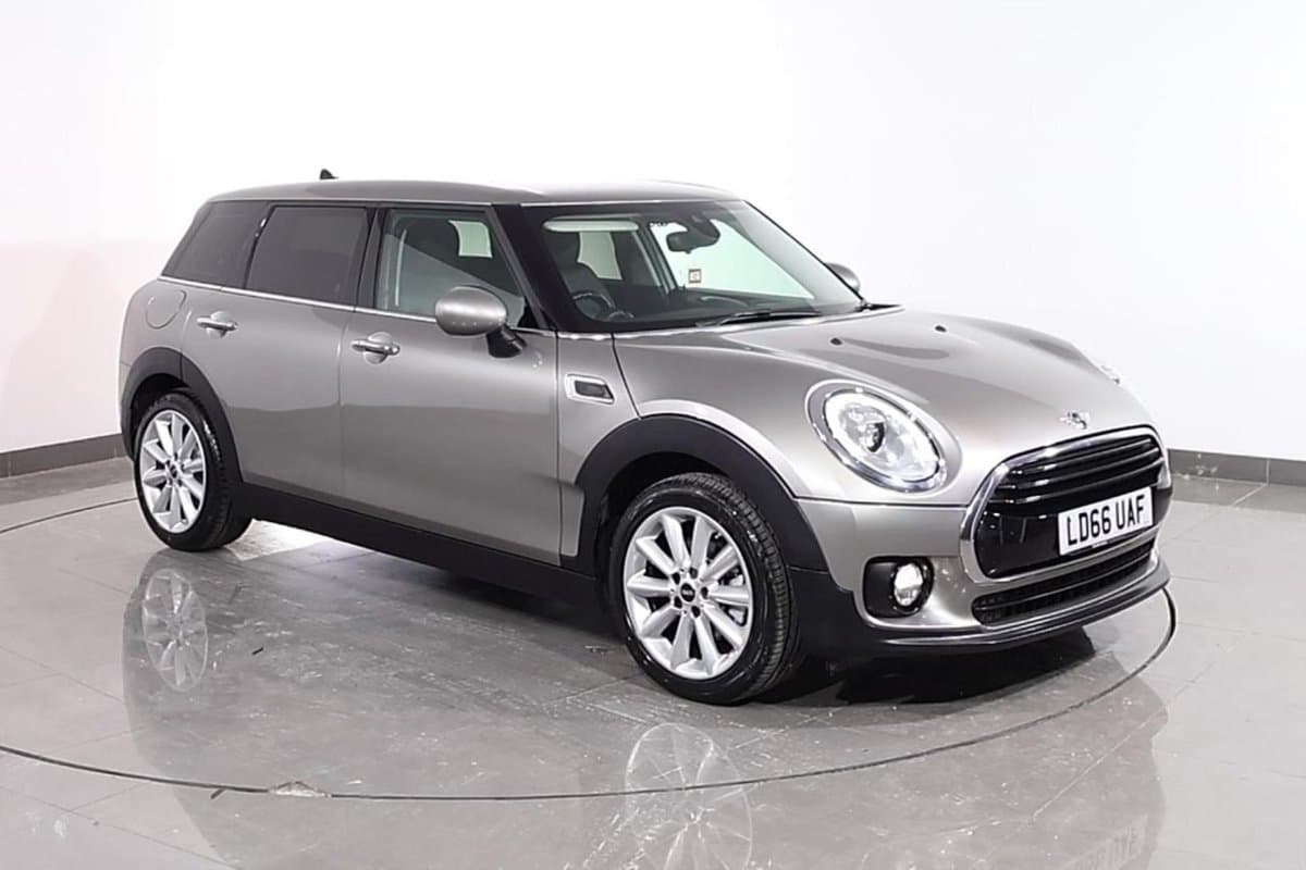 MINI Clubman - image 1 of 30
