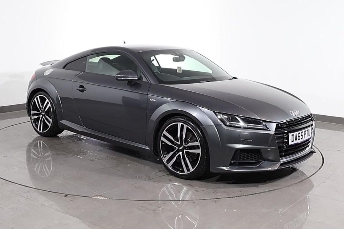Audi TT - image 1 of 30
