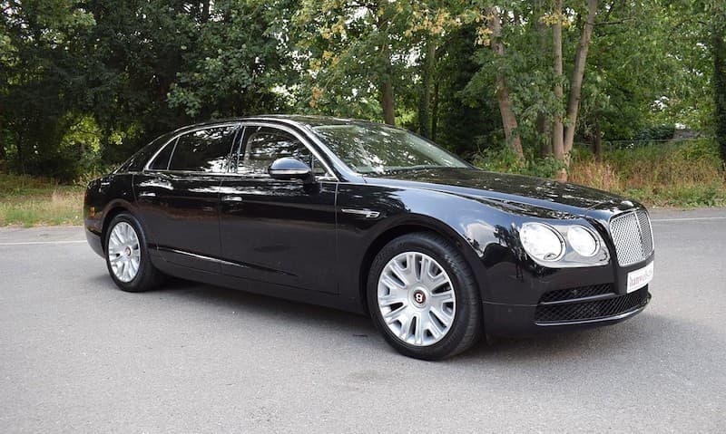 Bentley Flying Spur - image 1 of 16