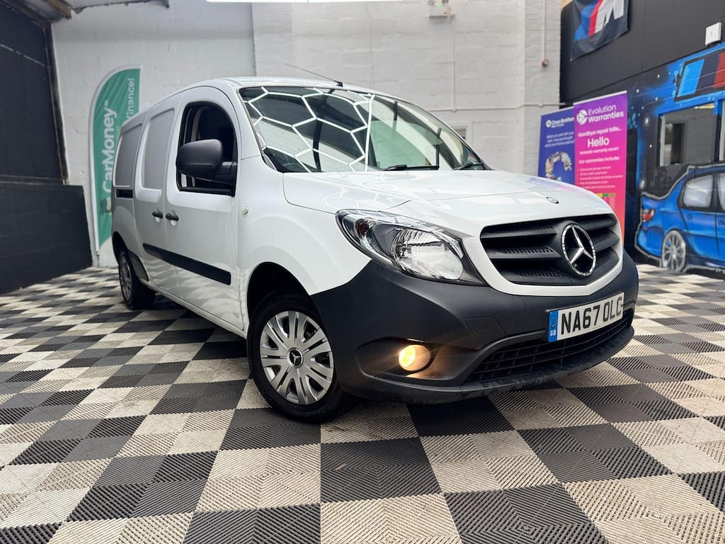 Mercedes-Benz Citan - image 1 of 32