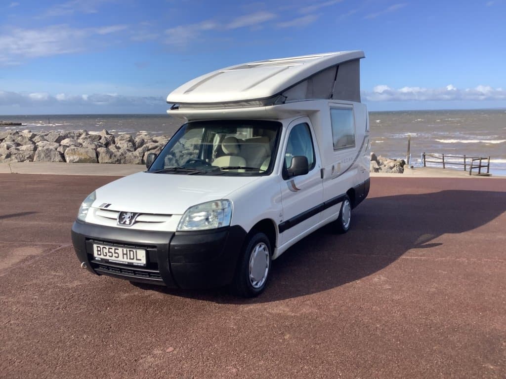 2005 Auto-Sleeper Mezan Campervan — photo 1 of 14
