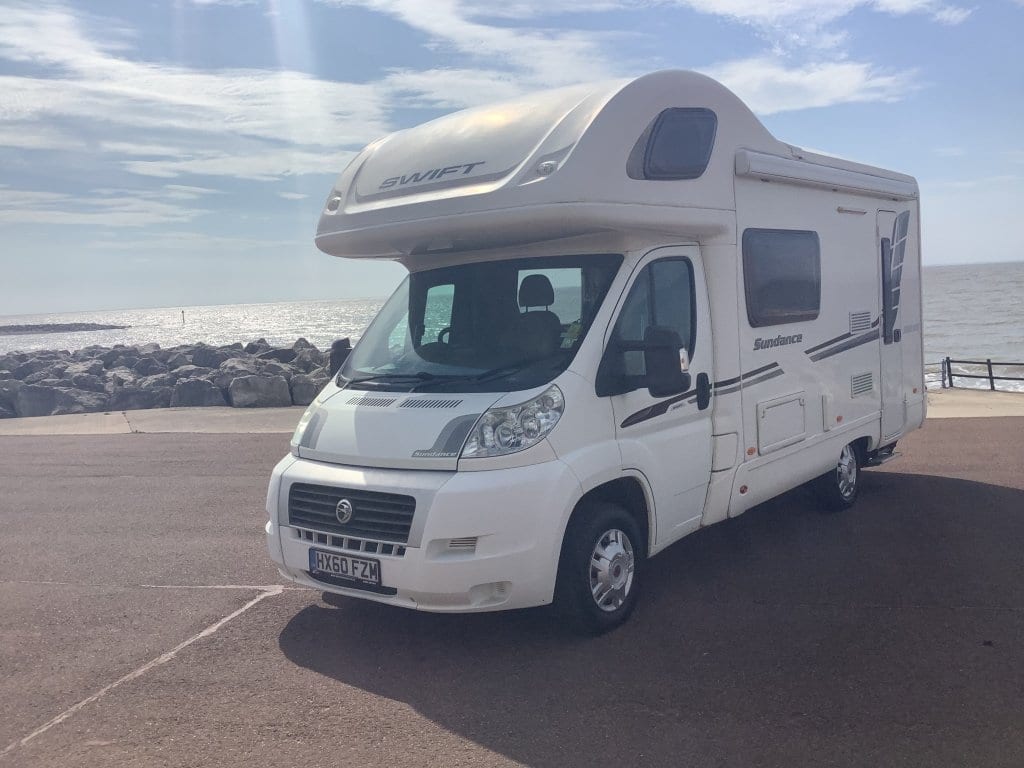 2010 Swift Sundance 590 RS Coachbuilt motorhome — photo 1 of 12