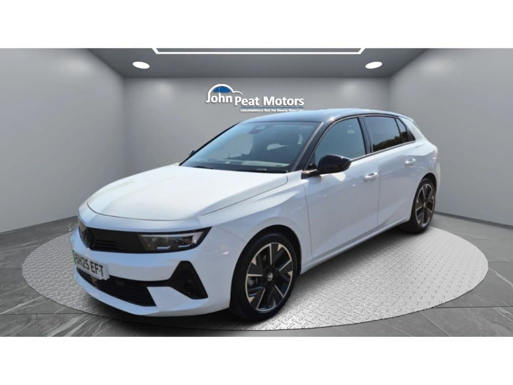 Vauxhall Astra Electric - image 1 of 26
