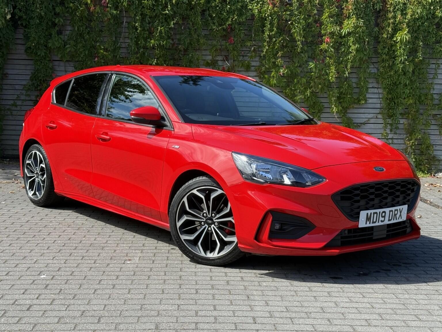 Ford Focus - image 1 of 43