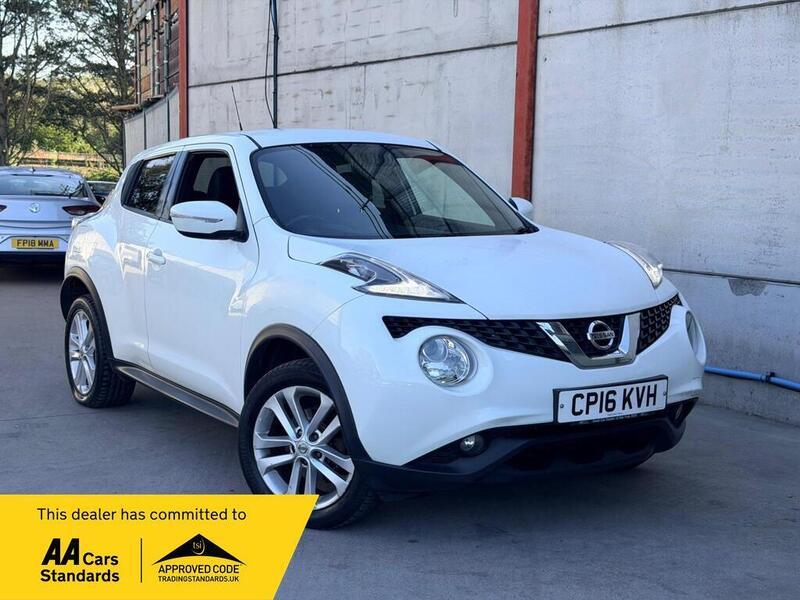 Nissan Juke - image 1 of 34