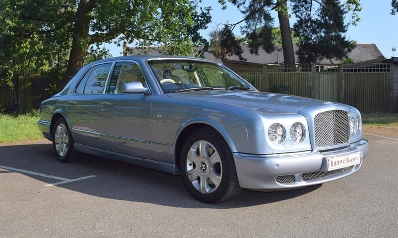 Bentley Arnage - image 1 of 16