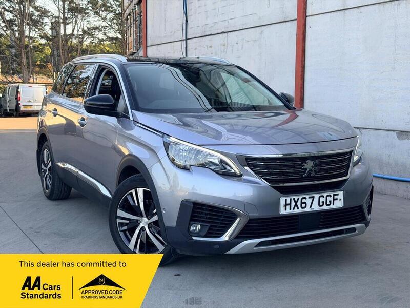 Peugeot 5008 - image 1 of 39