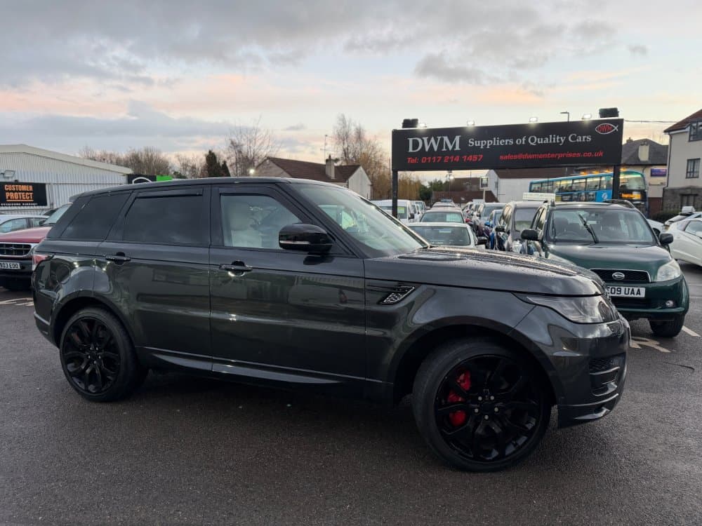 Land Rover Range Rover Sport - image 1 of 15
