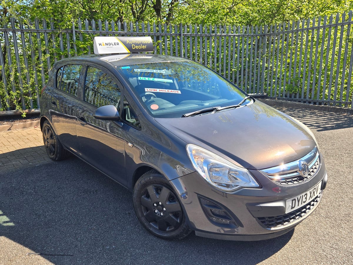 Vauxhall Corsa - image 1 of 13