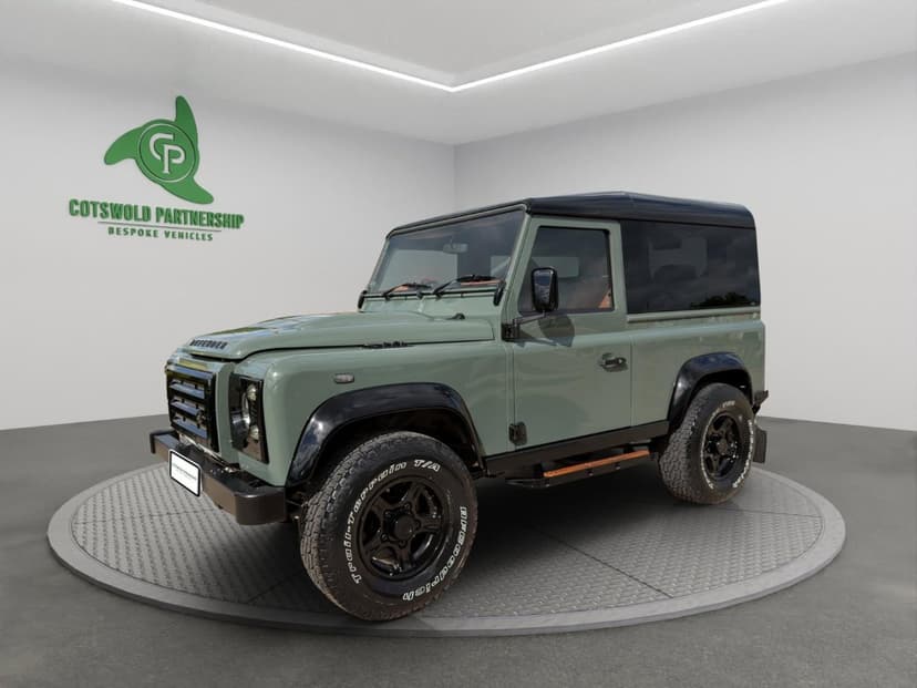 2015 Land Rover Defender 90