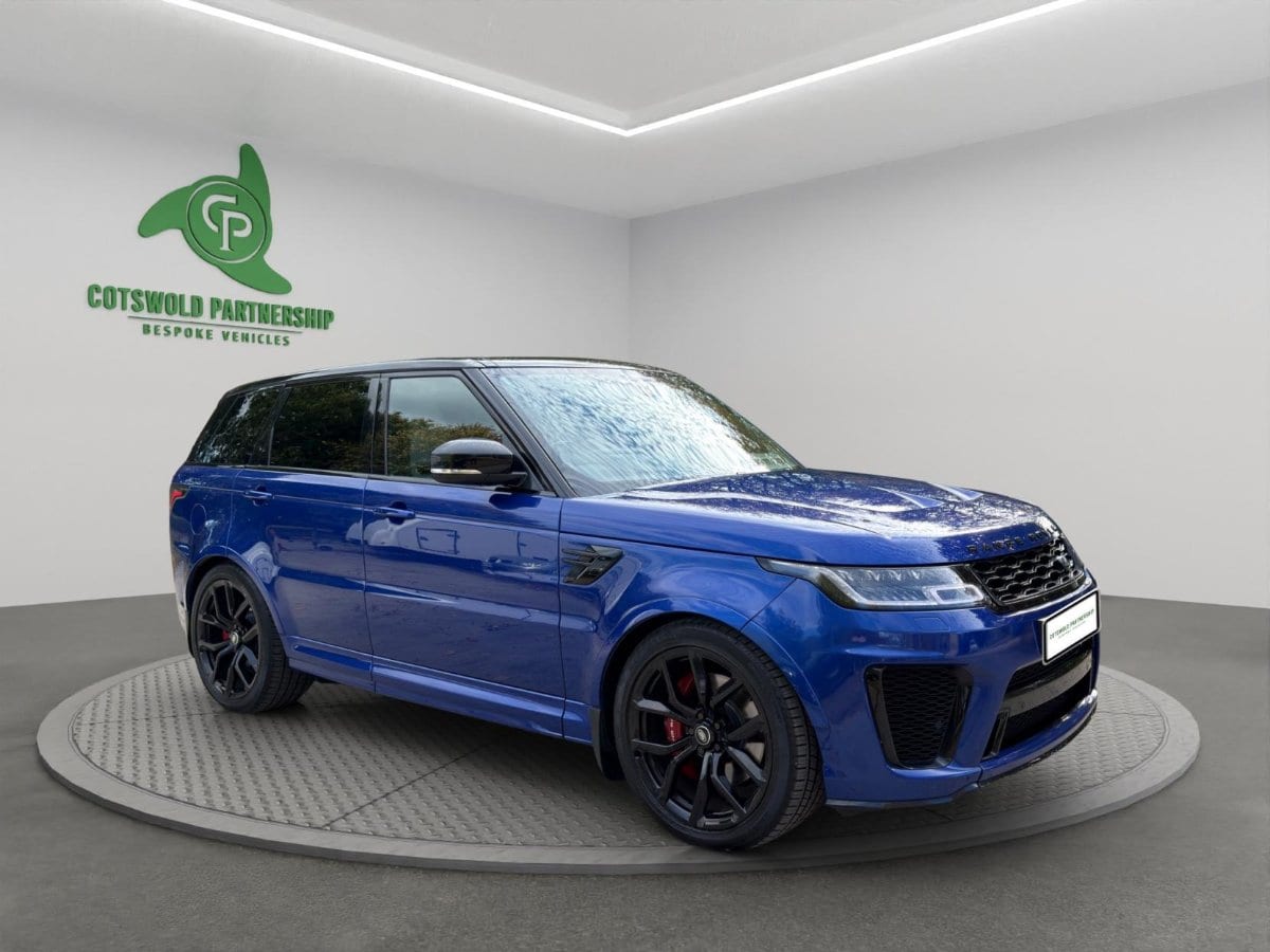 Land Rover Range Rover Sport - image 1 of 25