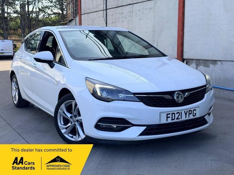 Vauxhall Astra - image 1 of 33