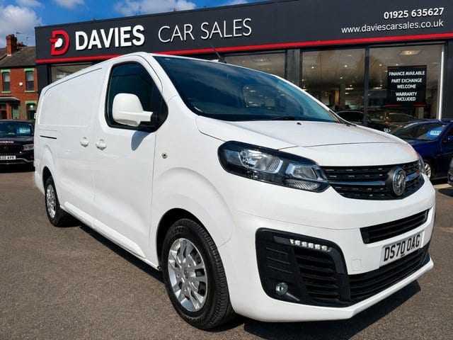 Vauxhall Vivaro - image 1 of 14