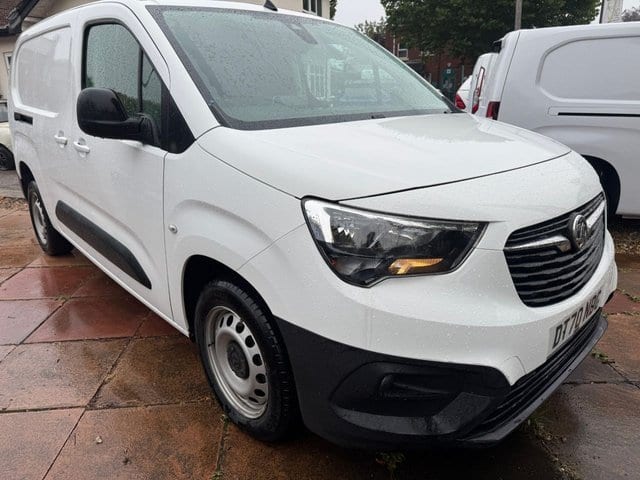 Vauxhall Combo - image 1 of 13