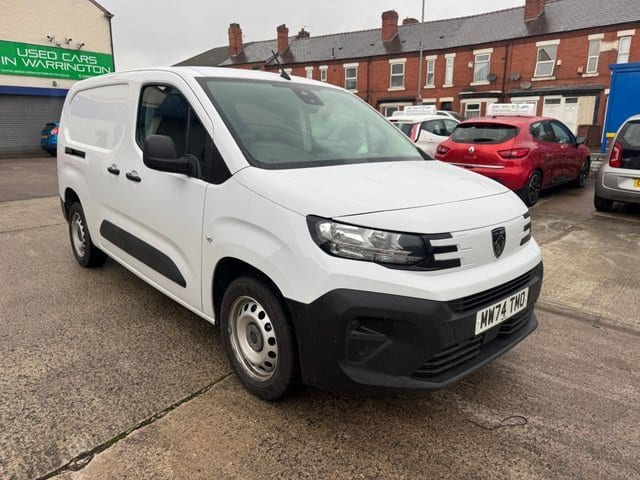 Peugeot Partner - image 1 of 14
