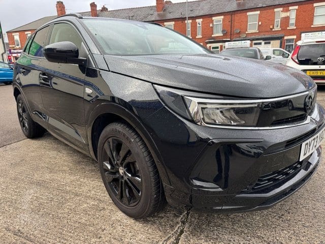 Vauxhall Grandland X - image 1 of 17