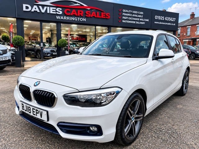 BMW 1 Series - image 1 of 10