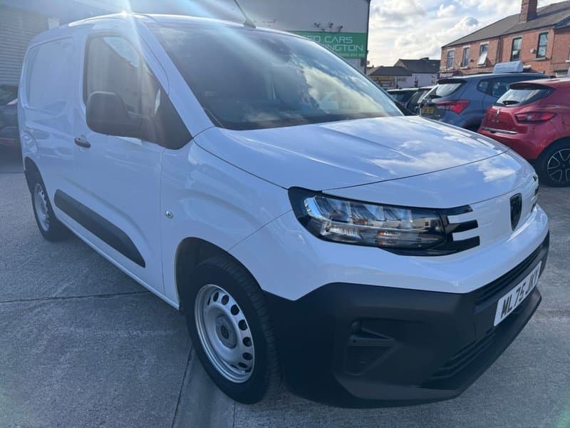 2025 Peugeot Partner