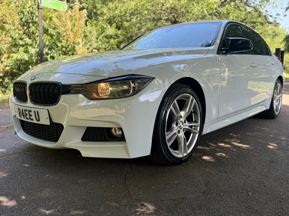 BMW 3 Series - image 1 of 52