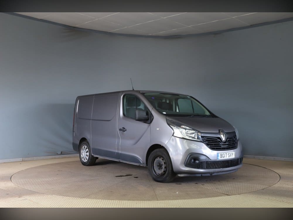 Renault Trafic - image 1 of 11