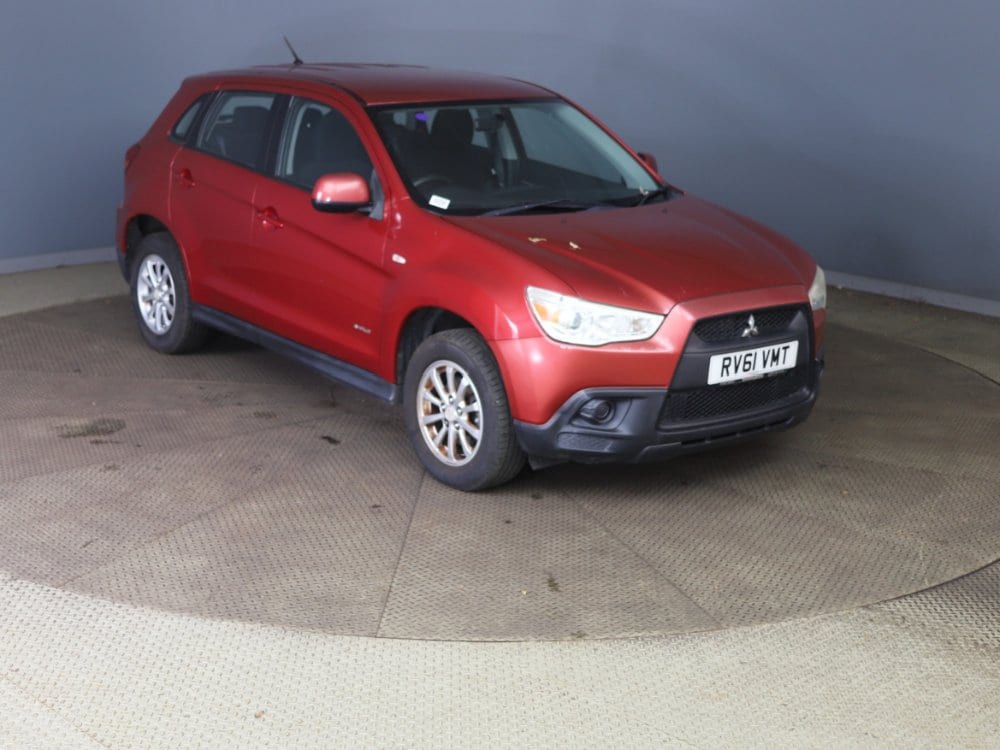 Mitsubishi ASX - image 1 of 9