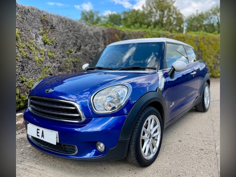 MINI Paceman - image 1 of 22