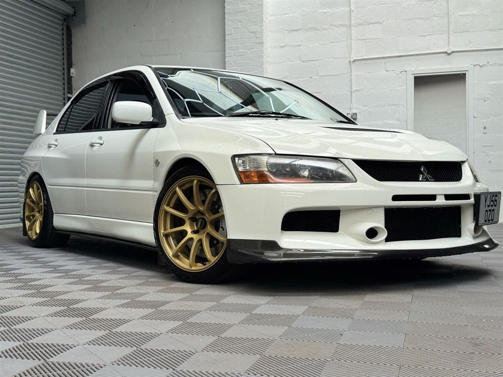 Mitsubishi Lancer - image 1 of 77