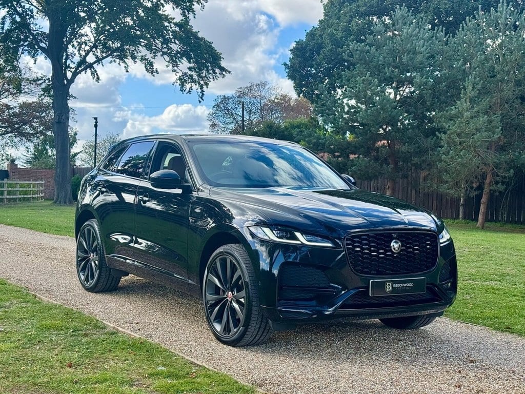 Jaguar F-Pace - image 1 of 49