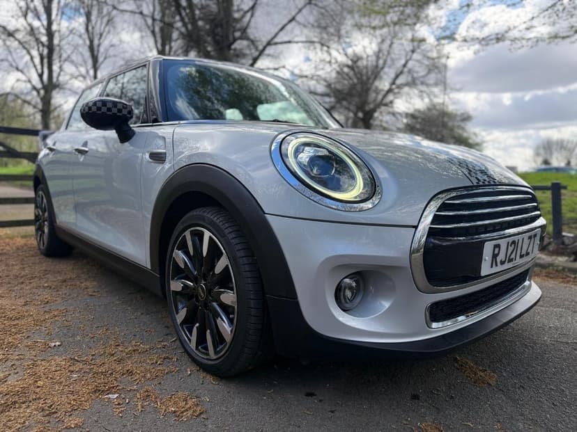 2021 Mini Hatch