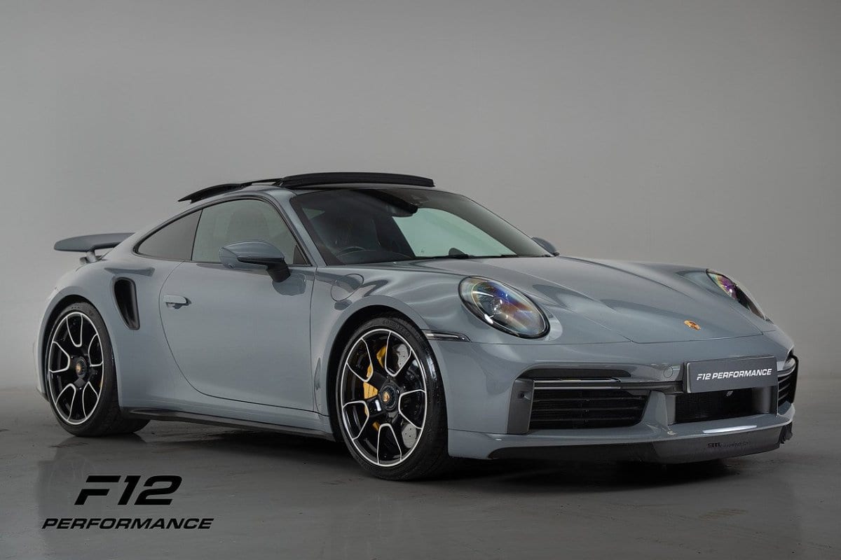 Porsche 911 - image 1 of 42