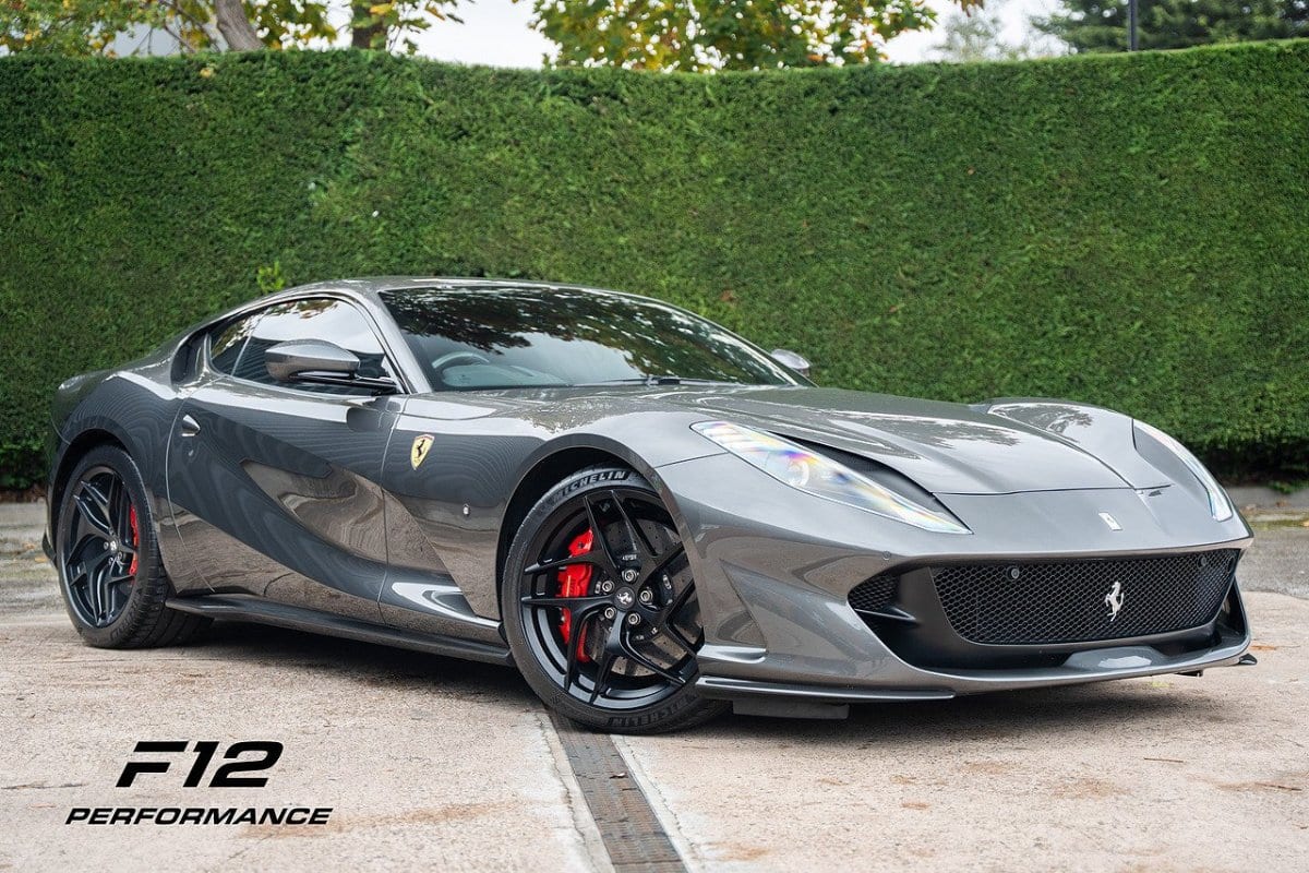 Ferrari 812 Superfast - image 1 of 42