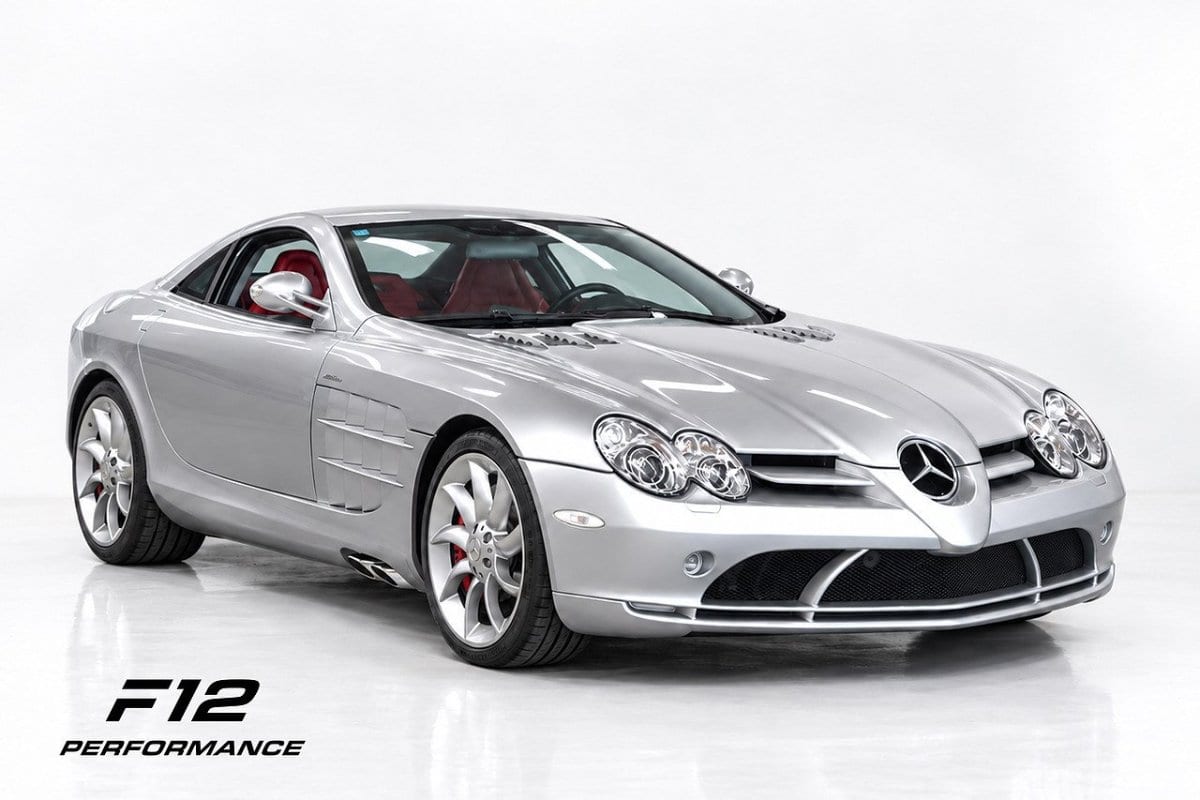 Mercedes-Benz SLR - image 1 of 10
