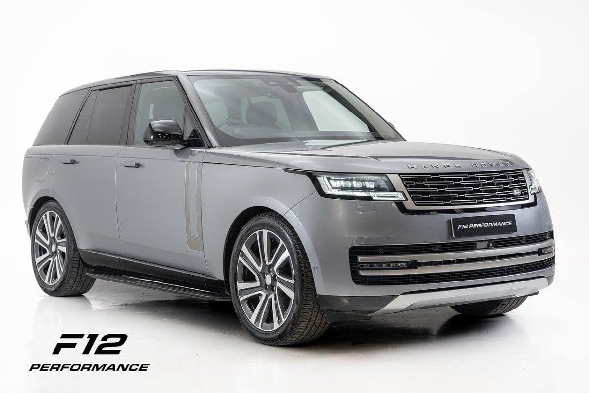 Land Rover Range Rover - image 1 of 38