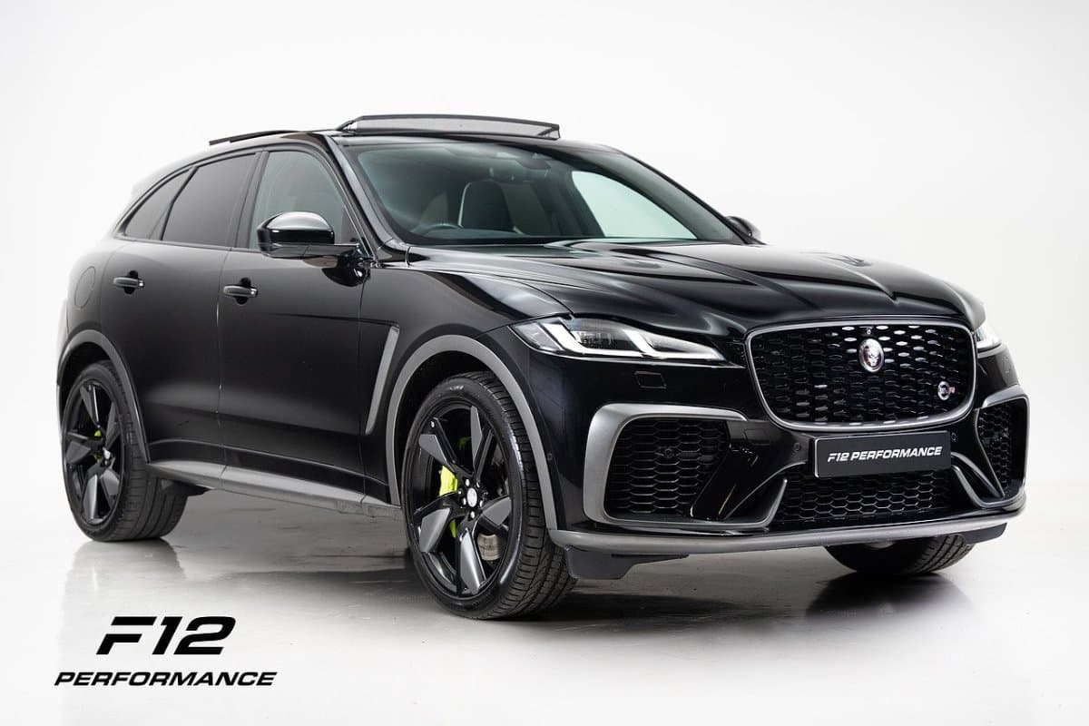 Jaguar F-Pace - image 1 of 39