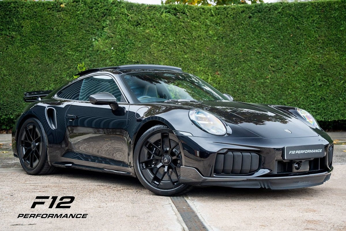 Porsche 911 - image 1 of 42
