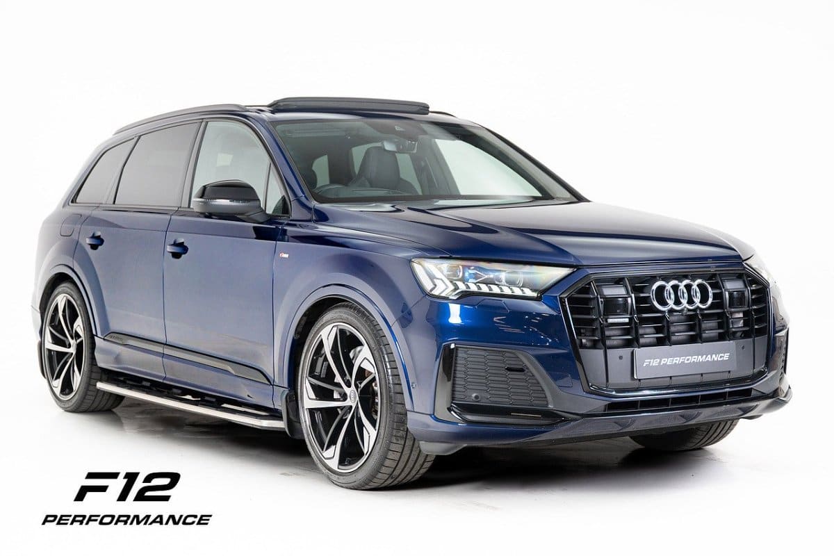 Audi Q7 - image 1 of 34