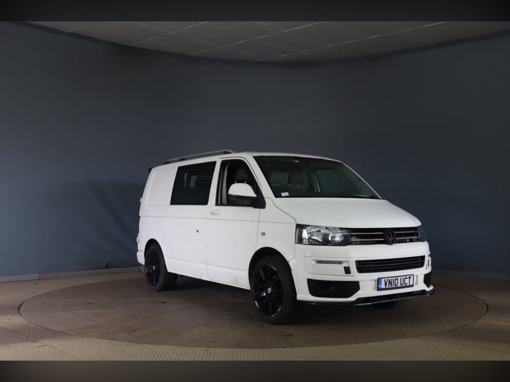 Volkswagen Transporter - image 1 of 6