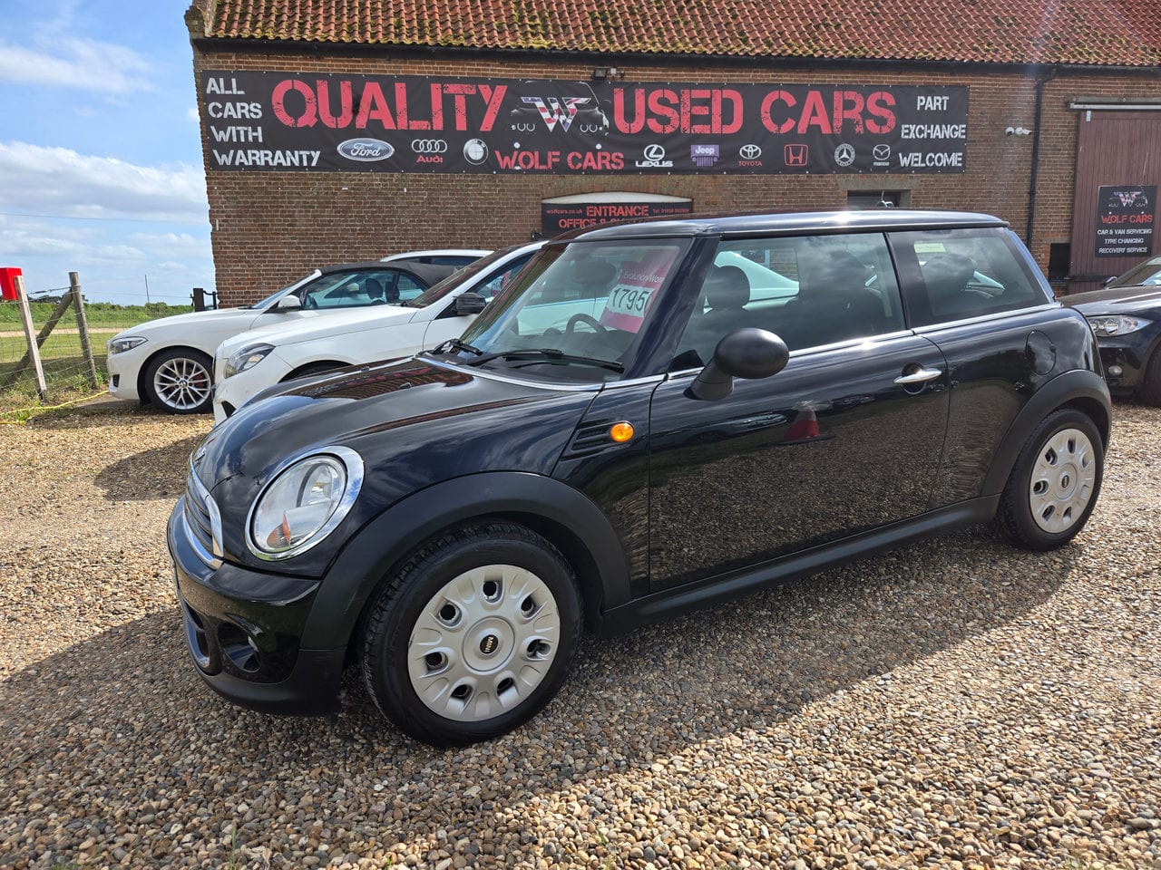 MINI Hatch - image 1 of 10