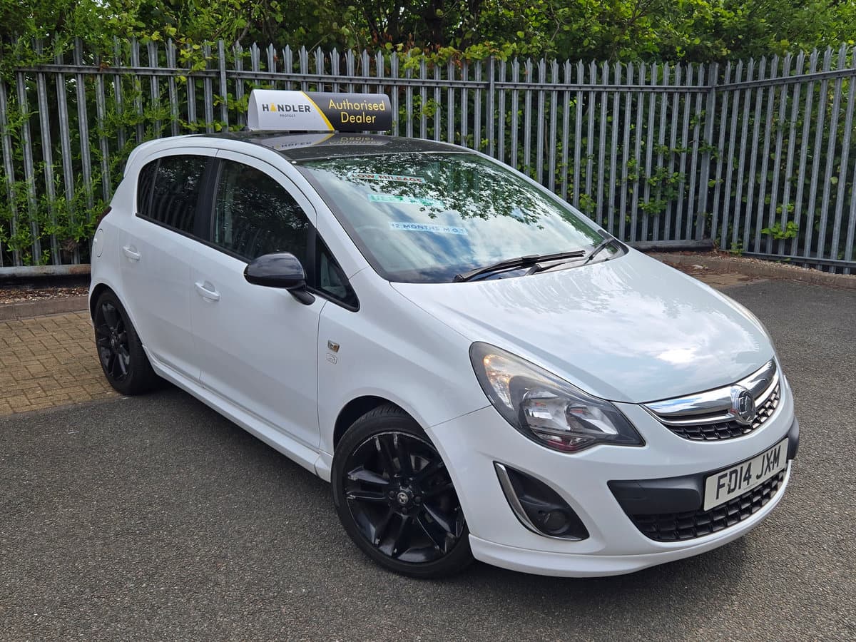 Vauxhall Corsa - image 1 of 15