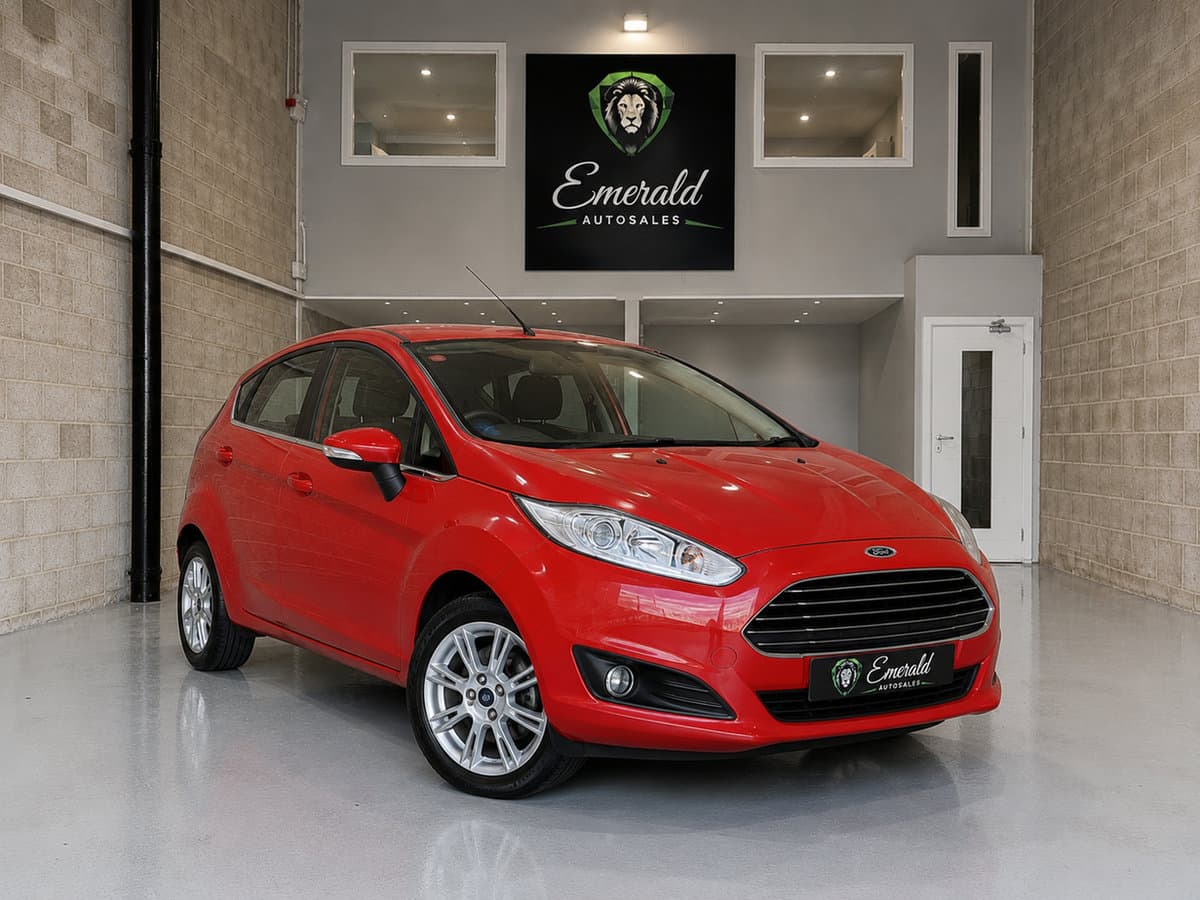 Ford Fiesta - image 1 of 9
